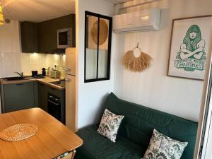 Appartements Tropical Duplex : Bord de mer + Piscine : photos des chambres