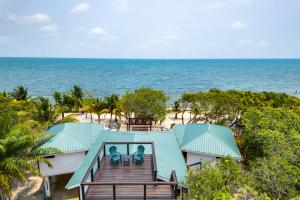 Photo Perfect-Beachfront 2 Bedroom-Infinity Pool