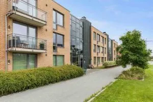 Leilighet på Grillstadfjæra med Parkeringsplasser - VMSki 2025 - Haugan