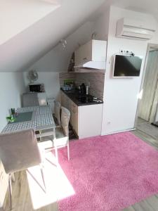 Flower 4 free parking