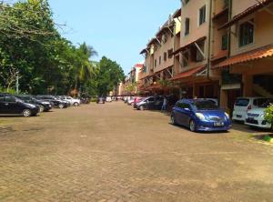 Properti ini di tutup