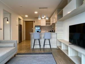 Perfect 1BR with Balcony in Luxurious Building