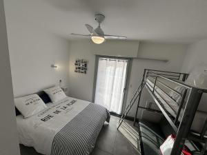 Appartements Appartement Climatise 2 Pieces, Terrasse, Proche Plage et Commerces, 4 Couchages - Port-la-Nouvelle - FR-1-229C-93 : photos des chambres