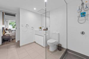 Central & Stylish! 1Bed1Bath1Car ~ 5 mins to CBD