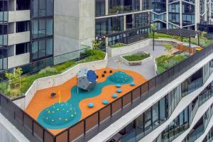 CBD - Pool - Sleeps 4 - Parking