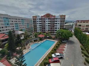 2BR Kelsey Haven With Balcony