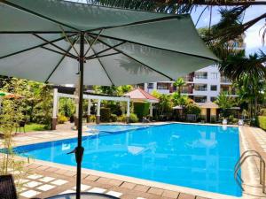 2BR Kelsey Haven With Balcony