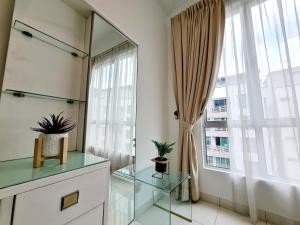 8 Guest 3 Room Casa Tiara Subang Parade Nu Empire Taylors Campus SJMC Sunway Pyramid Sunway Lagoon Sunway Medical Center