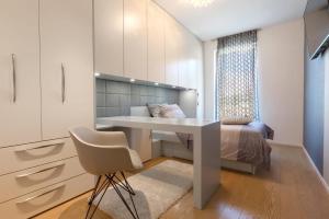 Luxury Apartment Grey Pearl