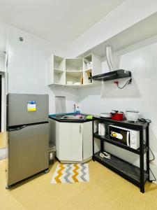 * *B2 Your Go-To Crib