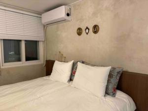 Sogang Arles Stay near Hongdae