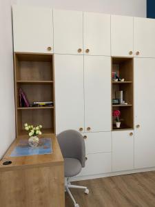 Hey Central Apartment