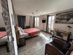 Hotels Le Richelieu Bacchus : photos des chambres