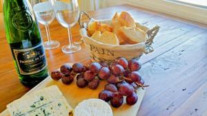 Maisons de vacances Romantic Maison de Pecheur sparkling sea views : photos des chambres