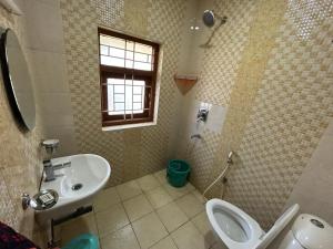 Madhu Manish Homestay and Rooms