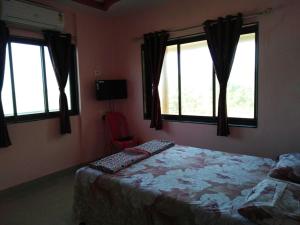 Saguntara Beach Homestay