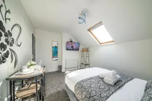 *RA246* For your most relaxed & Cosy stay + Free Parking + Free Fast WiFi * - Knowsthorpe