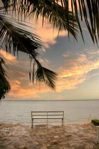Hiru Lagoon Negombo