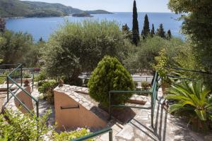 Thalias House