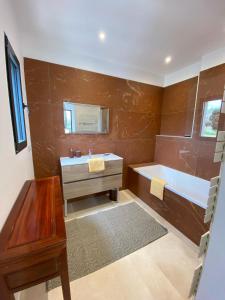 Villas Villa Betty -piscine chauffee- : photos des chambres