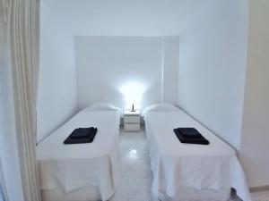 Beachfront flat with pool