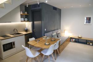 Castrusso Castle apartments