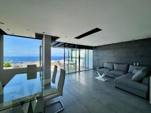 Ocean View Villa Natalia