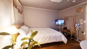 홍대 인근 이대역 # Stay E202