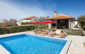 Awesome Home In Nova Vas With Outdoor Swimming Pool