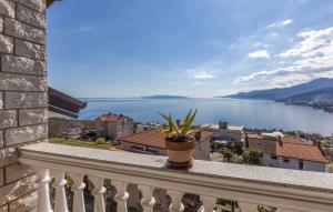 Lovely Apartment In Rijeka With Wifi
