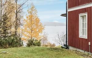 Nice Home In Hunge With House Sea View