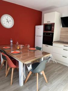 Maisons de vacances La Petite Maison : photos des chambres