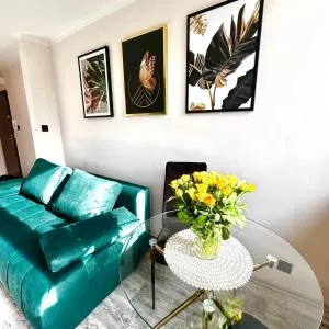 Przytulna Kawalerka z obiadem w cenie - 加沃泽