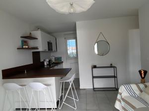 Appartements VUE MER et SOLEIL LEVANT AU BELVEDERE : photos des chambres