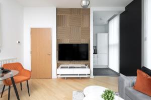 Central MK 1 Bed Apartment With Parking