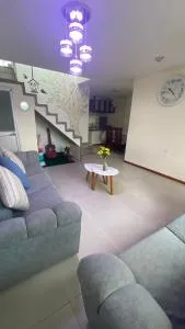 Apto. a una cuadra del Terminal - La Cocha