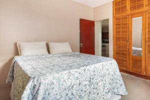 Fully AC 2BR, 5 mins from Ian Fleming Int Airport