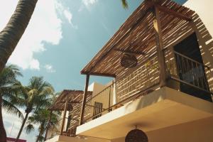 Nikau Hotel El Cuyo - Adults Only