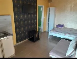 Apartmani Holiday Sutomore - Zgrade