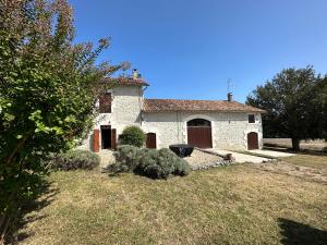 Maisons de vacances La Grange Traditional stone French Farmhouse stunning views : photos des chambres