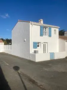 Petite maison à proximité commerces et plage - 拉盖里尼耶尔