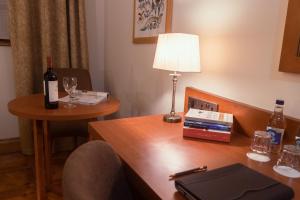 Family Room room in Uppercross House Hotel
