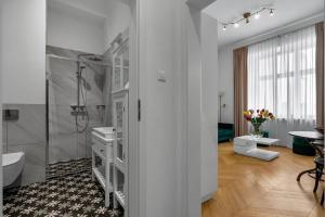 Luxury Apartment next to Koszykowa Street