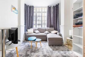 ++++ STUDIO AVEC JARDIN A 200 M DE LA MER ET 300 M RUE PIETONNE ++++