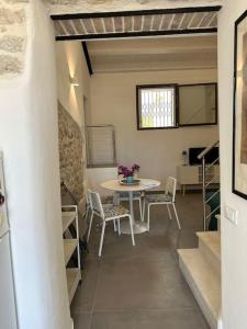 Scopello - Finestra sul cortile