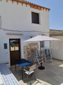 Scopello - Finestra sul cortile
