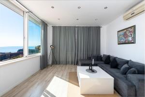 Chill Out - Old Town & Seaview Apartments