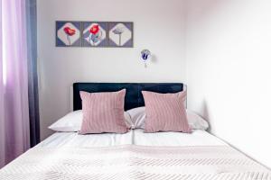 Willa Bliźniak 2 - Karwia - Blisko Plaży - Bufet Śniadaniowy w Cenie!