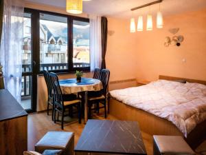 studio royal park bansko