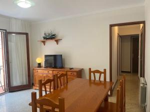 Apartamento céntrico, bien equipado y tranquilo, a 350m de la playa por Rambla Vidal